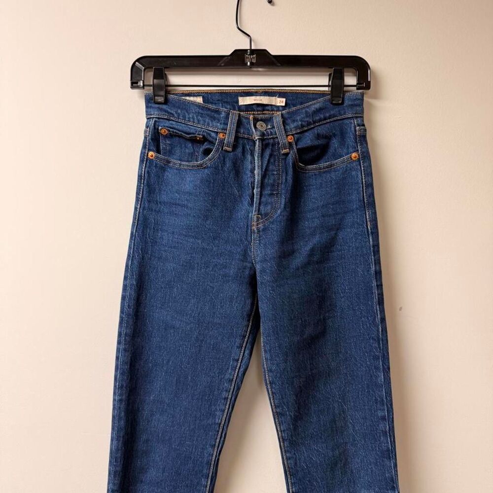 Levi's Dark Wash Wedgie Jeans Size 24 High Waist